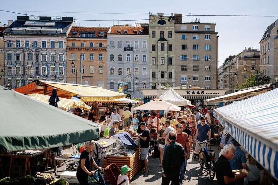 Karmelitermarkt