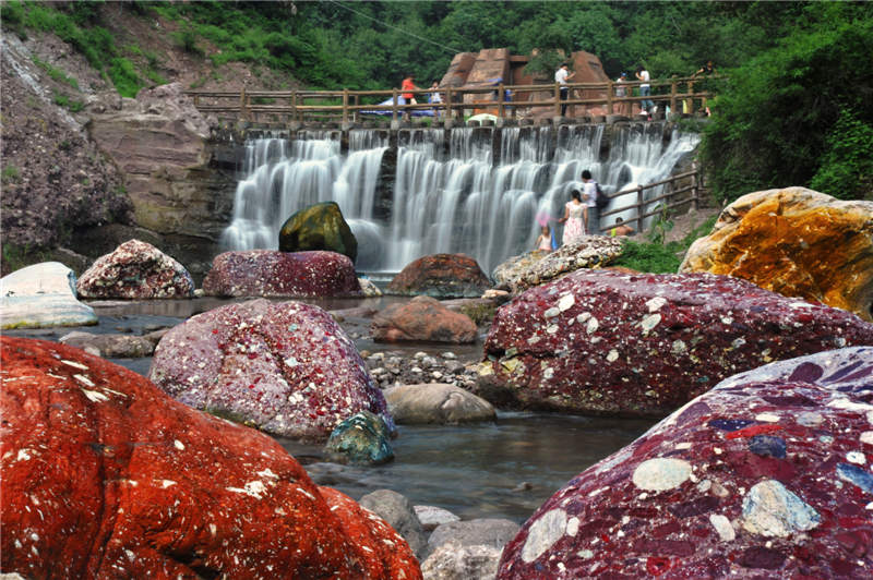 济源旅游景点大全排名（济源旅游必去十大景点）