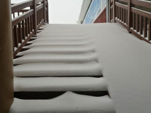 宝鸡迎来今年夏天第一场雪！是的，你没看错......